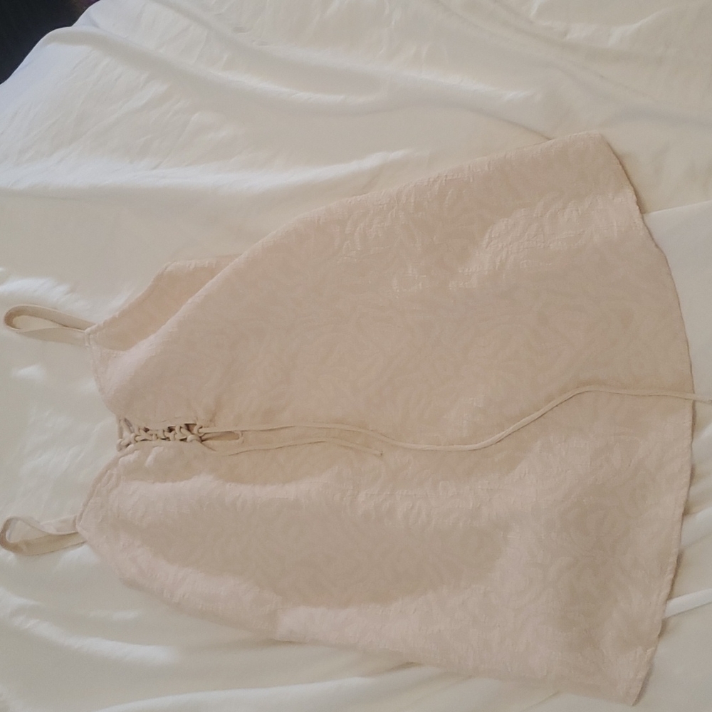Nude lace top size medium